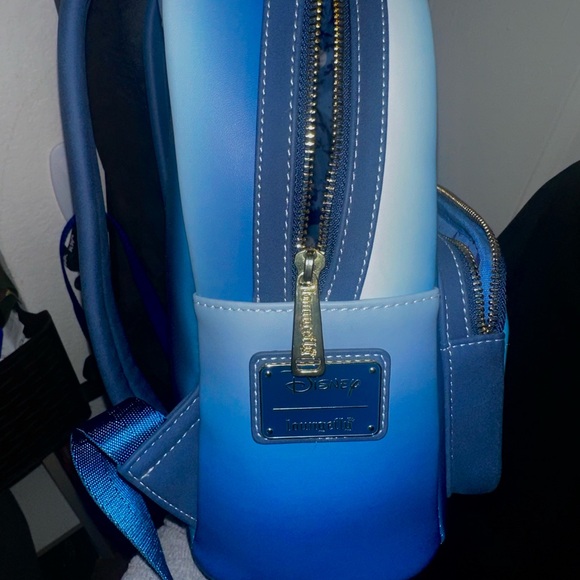 Peter Pan Loungefly…Peter,Wendy,John and Michael over London and Big Ben! - Picture 8 of 8